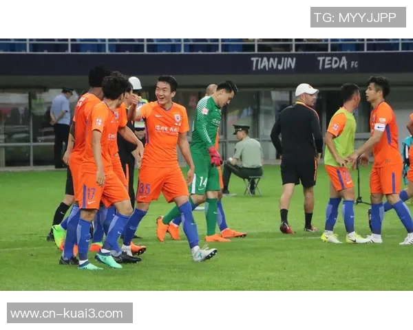 回顾2012年鲁能与国安经典对决精彩录像重温足球激情时刻