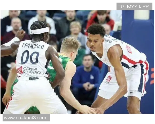 文班亚马法国队首战大放异彩27分轻取意大利引发NBA球探关注